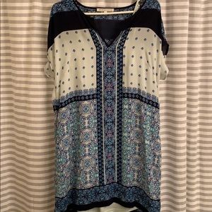 Patterned Chiffon Dress With Mint Slip